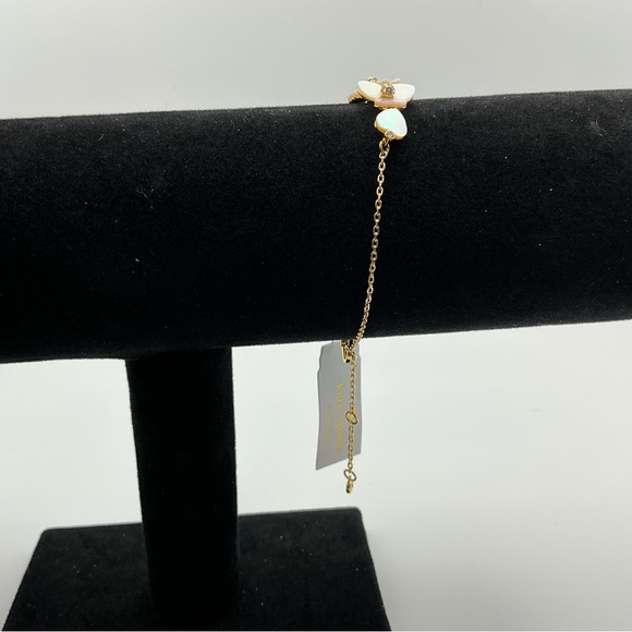 Kate Spade New York Flower Charm Bracelet Mother of Pearl Gold Tone NWT - Picture 5 of 7